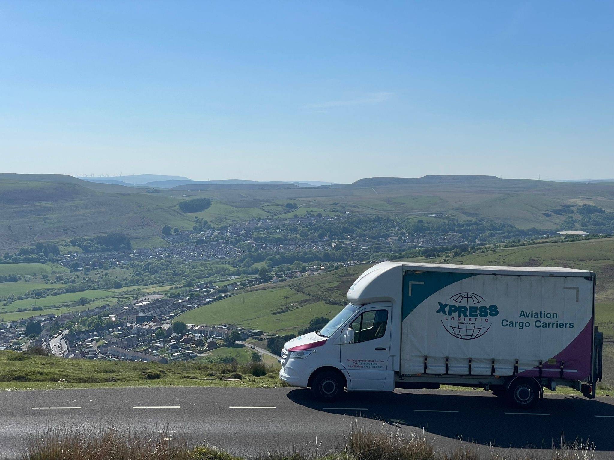 Xpress vehicle delivering across the UK